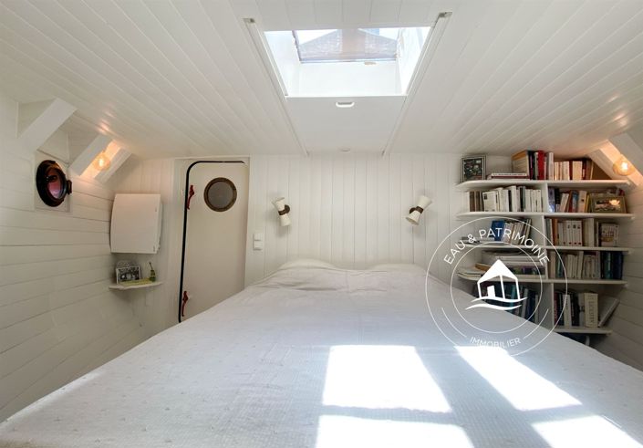 Image No.5-2 Bed House for sale