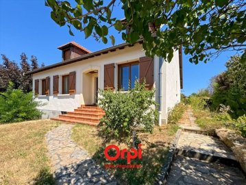 1 - Désertines, Maison