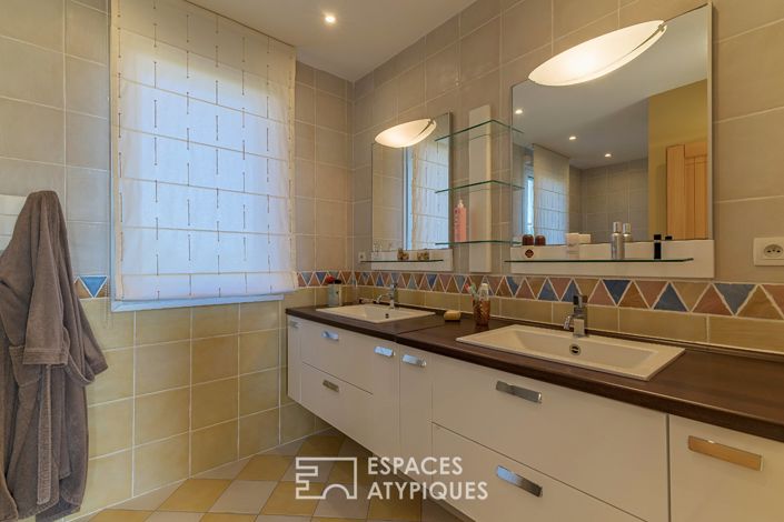 Image No.14-4 Bed House for sale