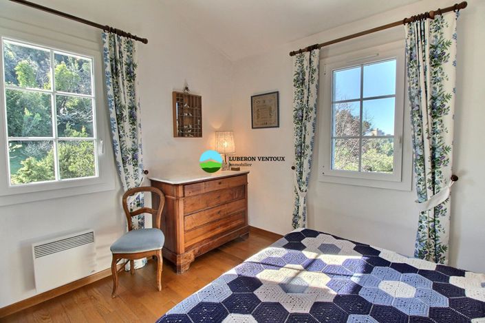 Image No.16-6 Bed House for sale