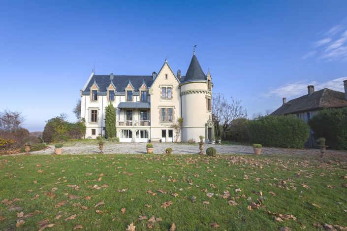 Image No.2-6 Bed Property for sale