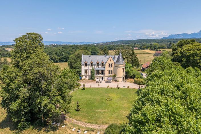Image No.36-6 Bed Property for sale