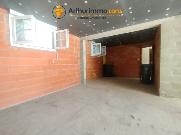 Image No.14-4 Bed House for sale