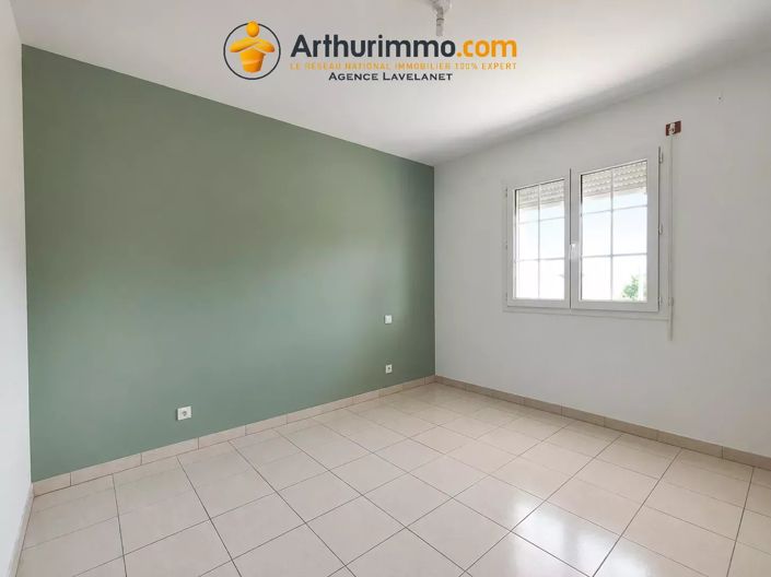 Image No.8-4 Bed House for sale