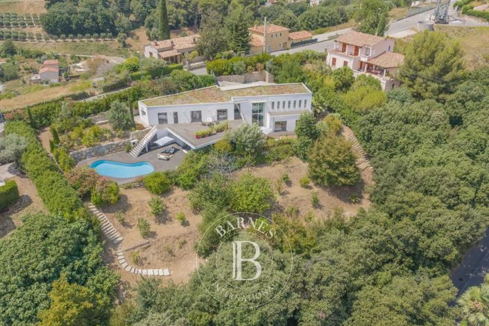 Image No.21-5 Bed House for sale