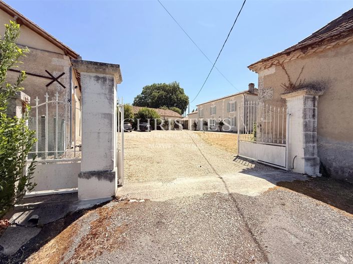 Image No.2-Maison de 7 chambres à vendre à Charente
