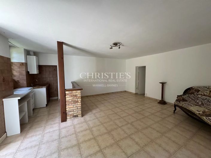 Image No.36-5 Bed House for sale