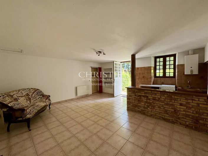 Image No.38-5 Bed House for sale