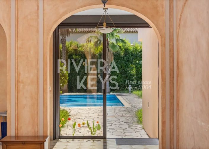 Image No.19-5 Bed House for sale