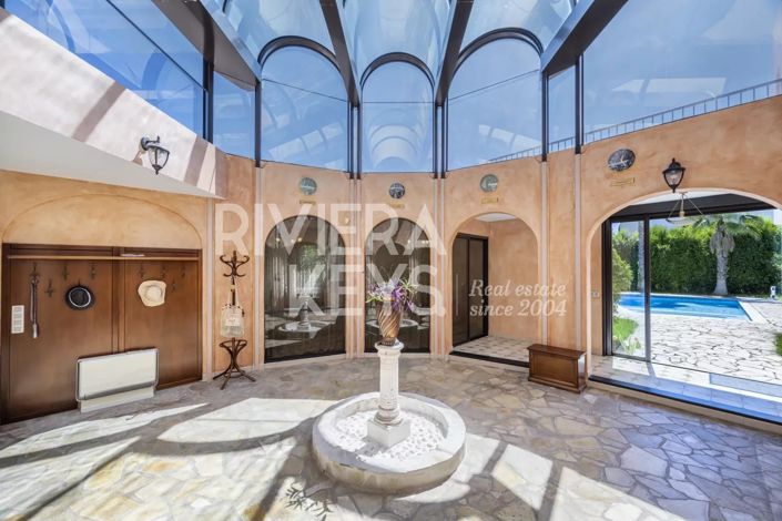 Image No.4-5 Bed House for sale