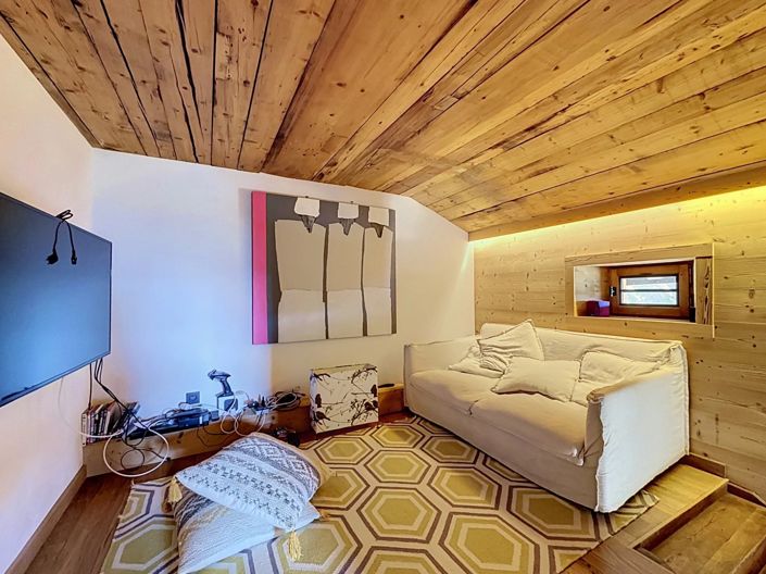 Image No.16-4 Bed House for sale