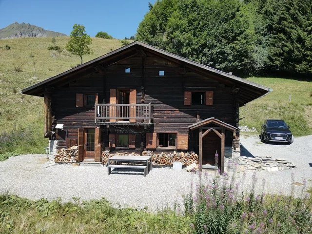 Image No.3-4 Bed House for sale