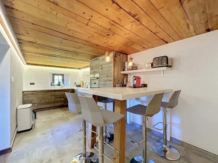 Image No.9-4 Bed House for sale