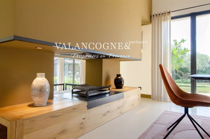 Image No.19-3 Bed House for sale
