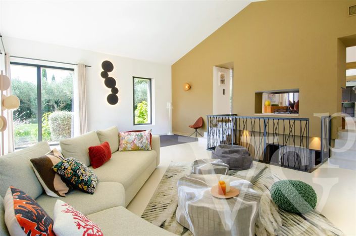 Image No.20-3 Bed House for sale