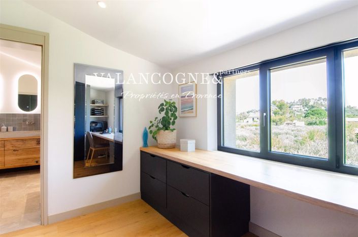 Image No.22-3 Bed House for sale