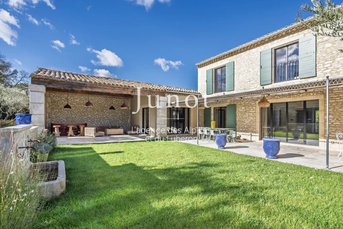 Image No.2-6 Bed House for sale