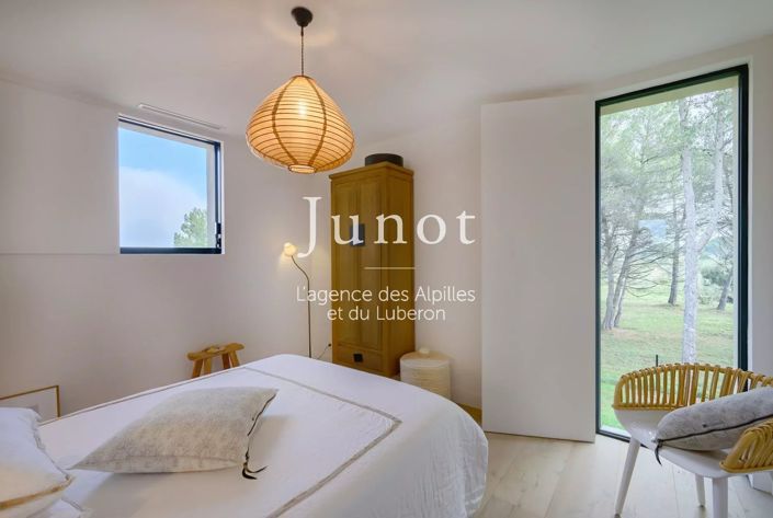 Image No.15-4 Bed House for sale