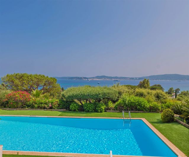 Image No.22-6 Bed House for sale