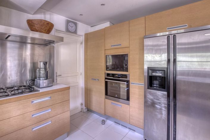 Image No.7-6 Bed House for sale