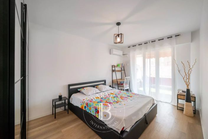 Image No.3-1 Bed Apartment for sale