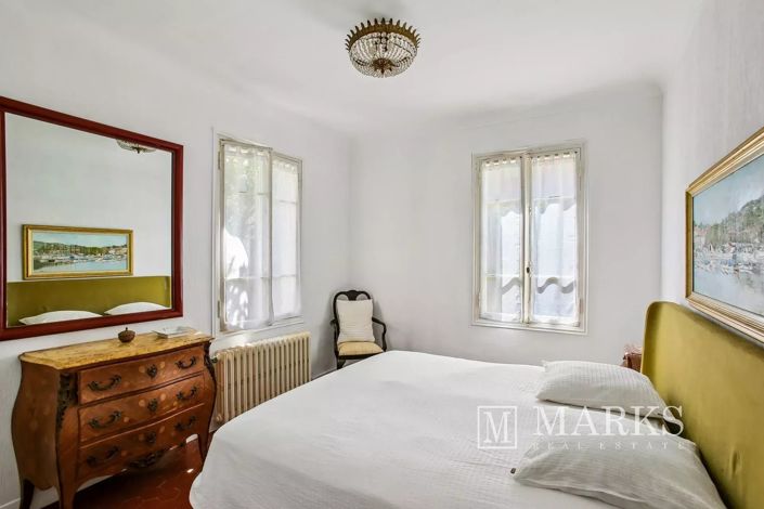 Image No.12-4 Bed House for sale