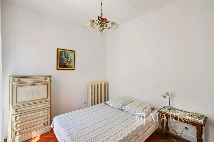 Image No.13-4 Bed House for sale