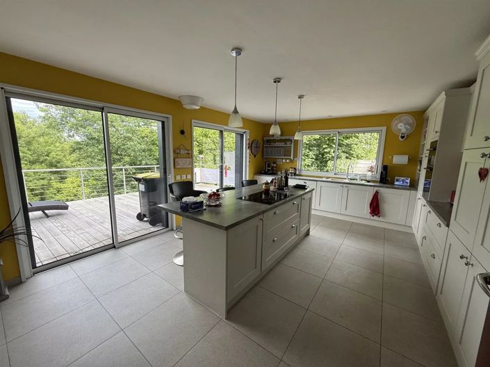 Image No.4-2 Bed House for sale