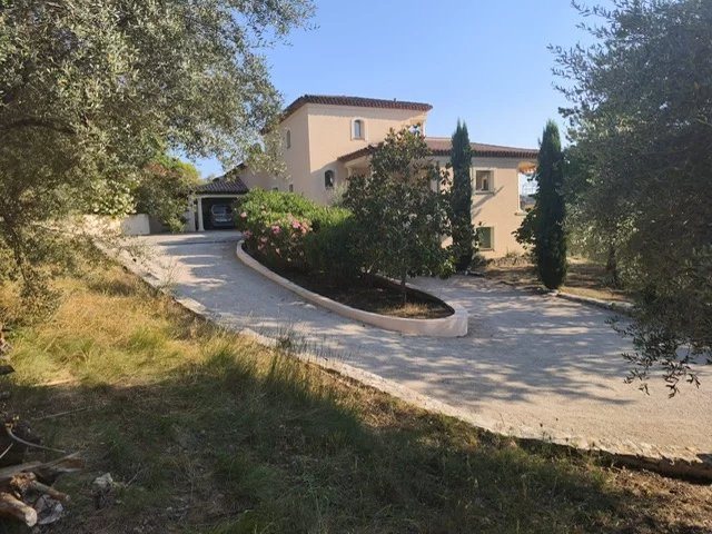 Image No.6-3 Bed House for sale