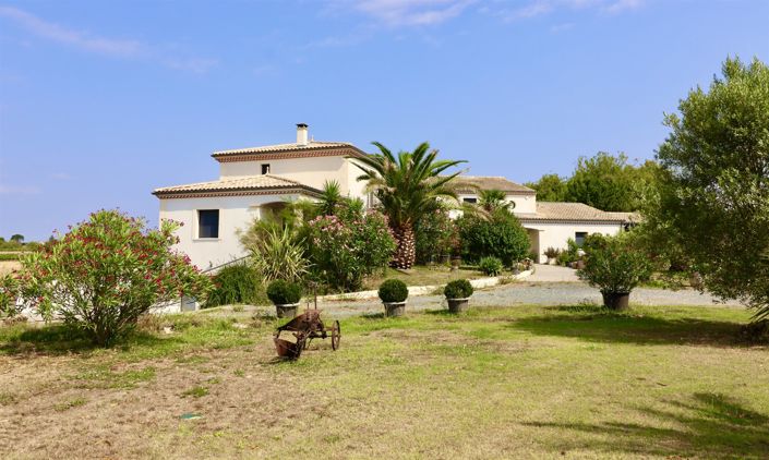 Image No.27-5 Bed House for sale