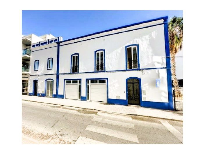 Image No.2-4 Bed House for sale