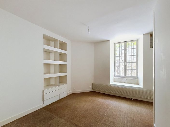 Image No.8-4 Bed Apartment for sale