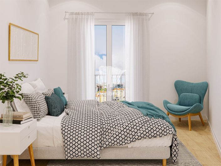 Image No.10-3 Bed Apartment for sale