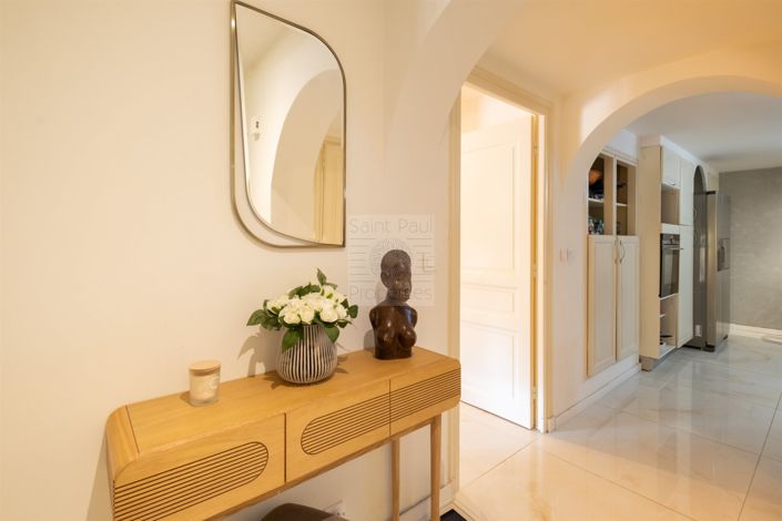 Image No.5-Appartement de 3 chambres à vendre à Saint-Paul-de-Vence