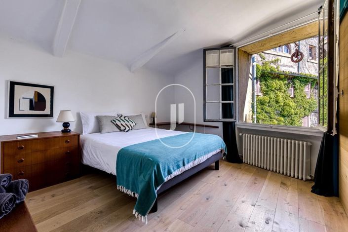 Image No.12-5 Bed House for sale