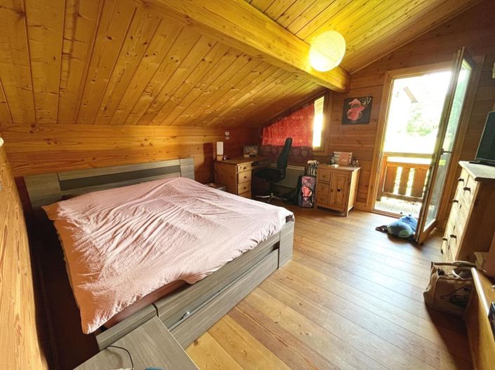 Image No.9-3 Bed Property for sale
