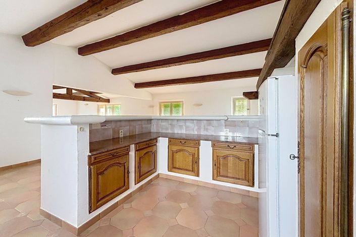 Image No.8-3 Bed House for sale