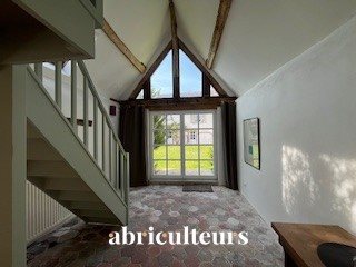 Image No.24-5 Bed House for sale