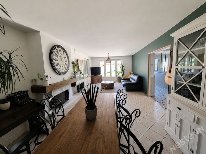 Image No.4-4 Bed House for sale