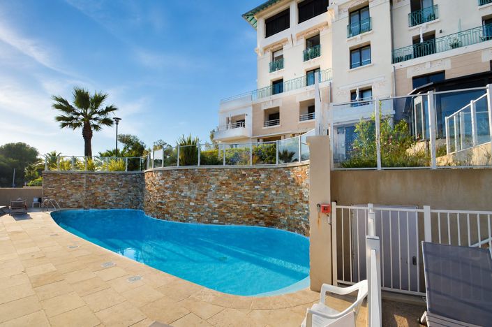 Image No.10-2 Bed Apartment for sale
