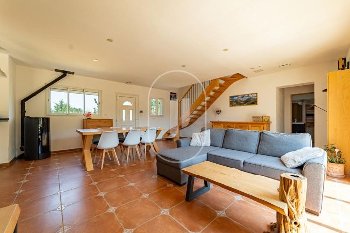 Image No.5-3 Bed House for sale