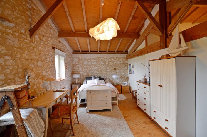 Image No.17-2 Bed House for sale