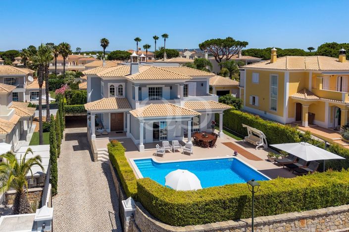 Image No.30-4 Bed House for sale