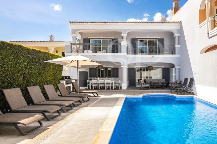 Image No.21-4 Bed House for sale