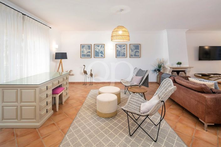 Image No.23-4 Bed House for sale