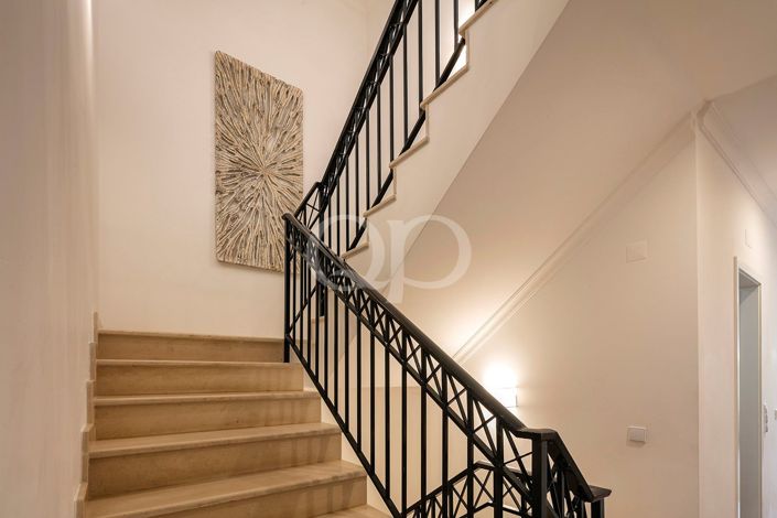 Image No.26-4 Bed House for sale