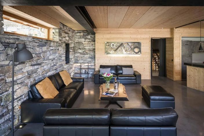 Image No.4-12 Bed House for sale