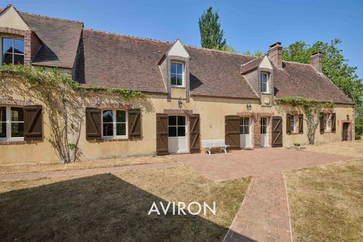 Image No.2-5 Bed House for sale