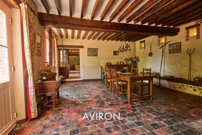 Image No.22-5 Bed House for sale