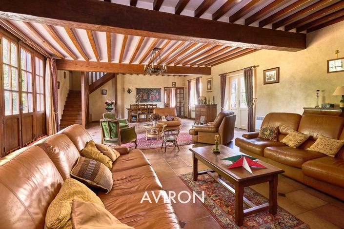 Image No.24-5 Bed House for sale